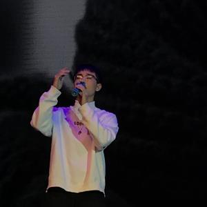 女的被操出水的视频
